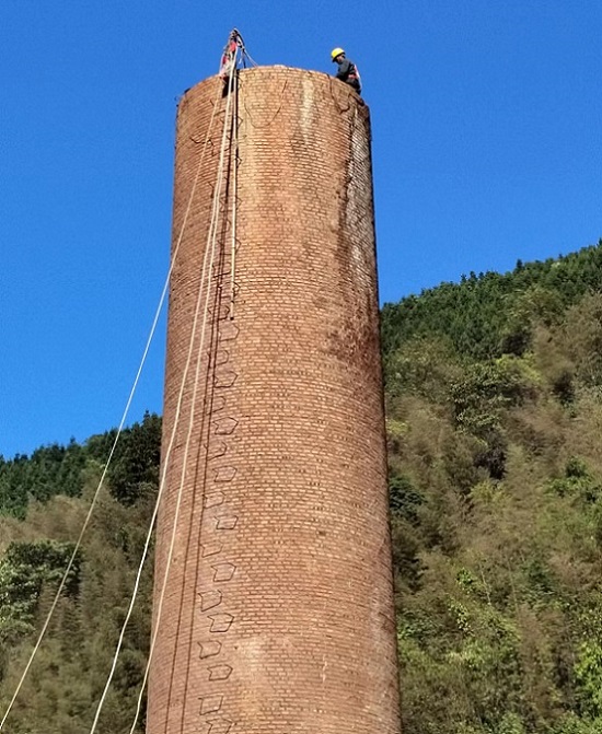 匠心筑安全:眉山烟囱拆除公司的卓越之旅